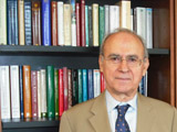 Dr Farhad Daftary